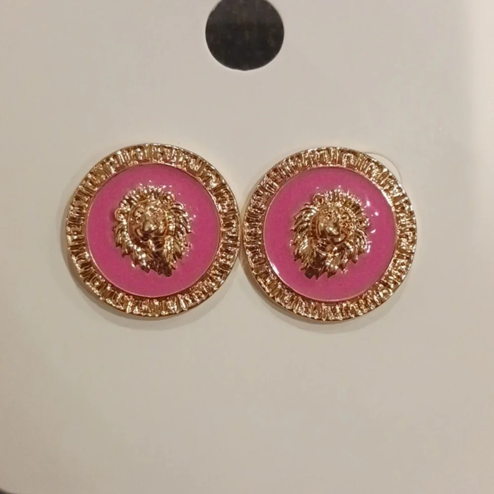 Gold & Pink Round Lion Earrings - Picture 1 of 5